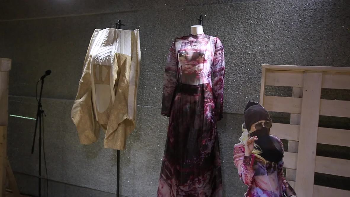 Germany: Gaga's garb goes under the hammer