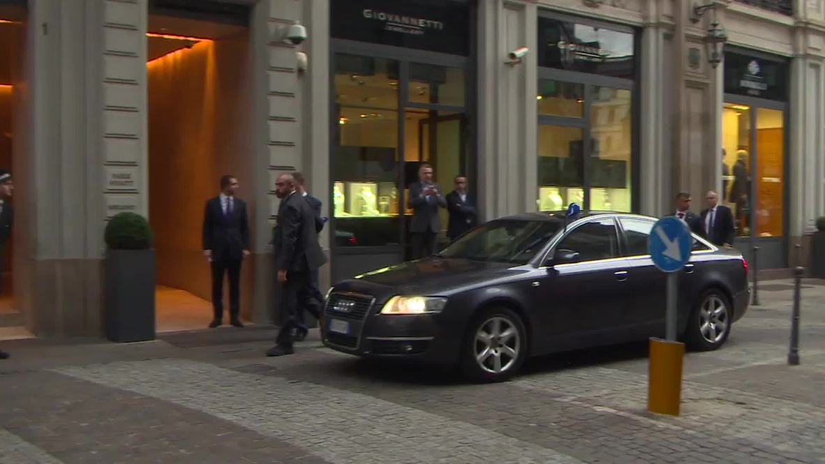 Italy: Merkel and Poroshenko arrive for ASEM talks