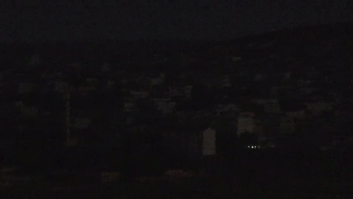Turkey: IS assault on Kobane lights up the night