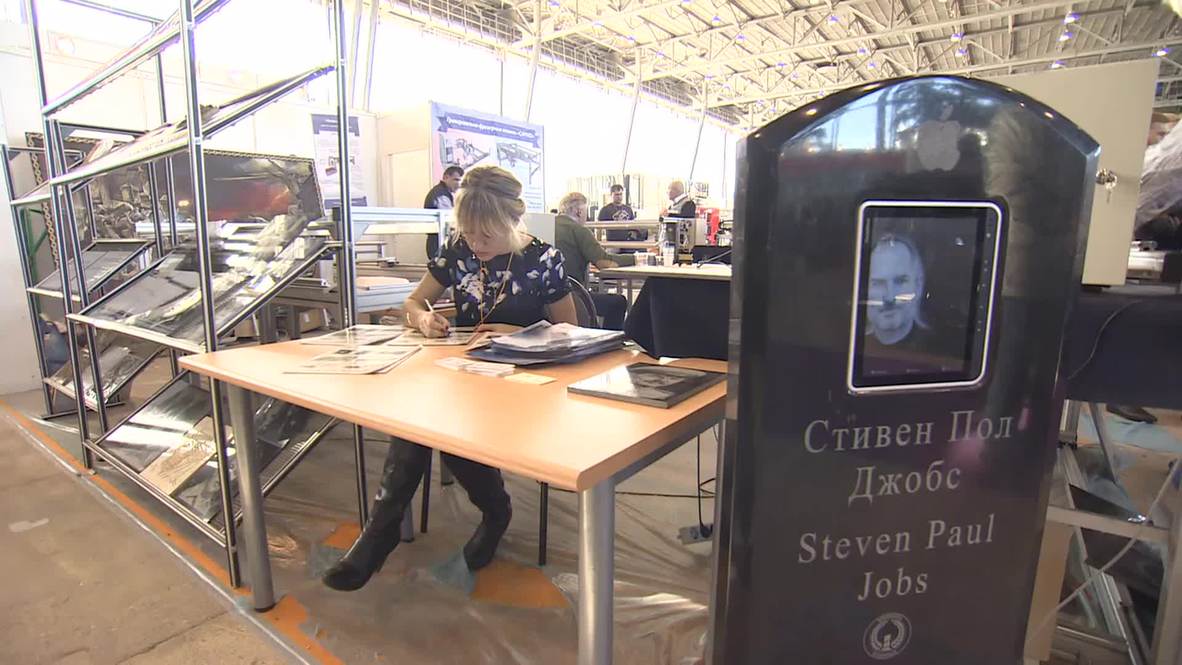 Russia: This Apple iGravestone will change the way we remember the dead