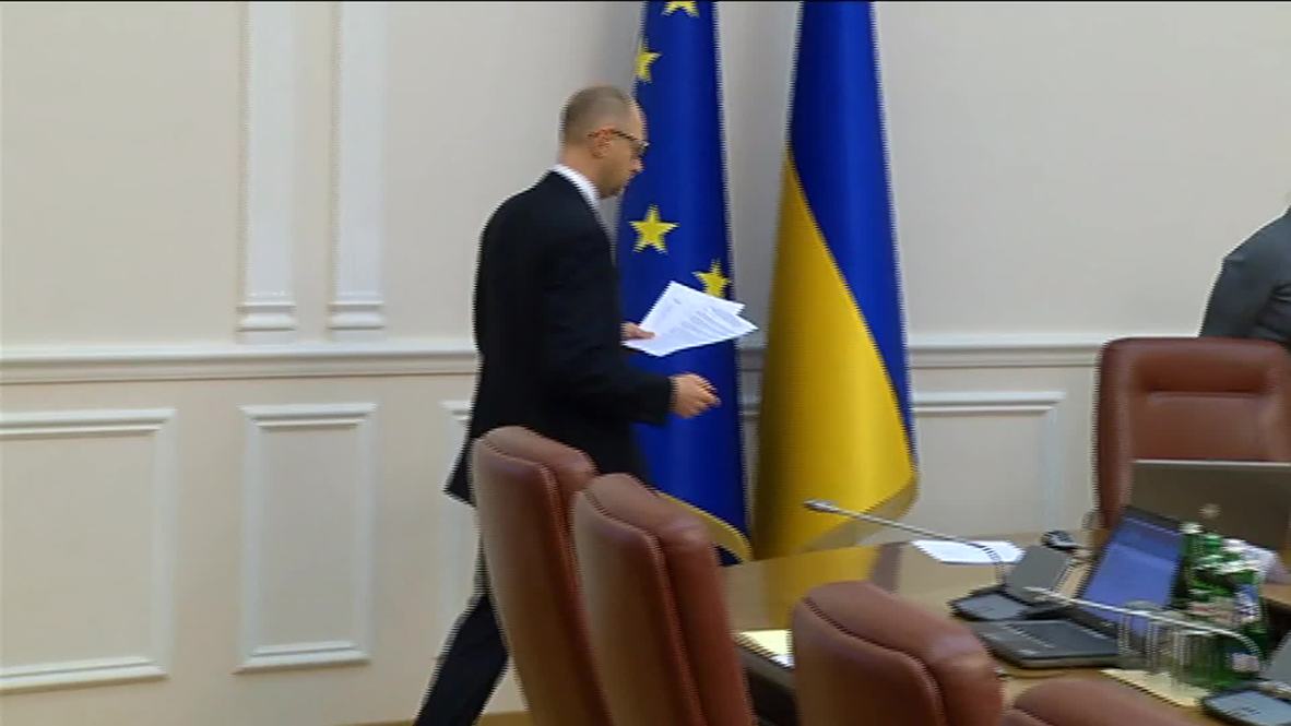 Ukraine: Yatsenyuk announces Russia gas payment plan