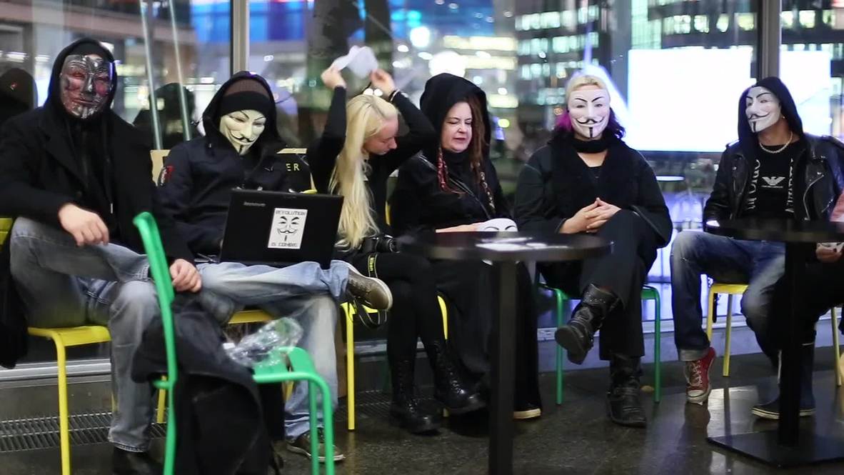 Finland: Anonymous prep for Million Mask March in Helsinki