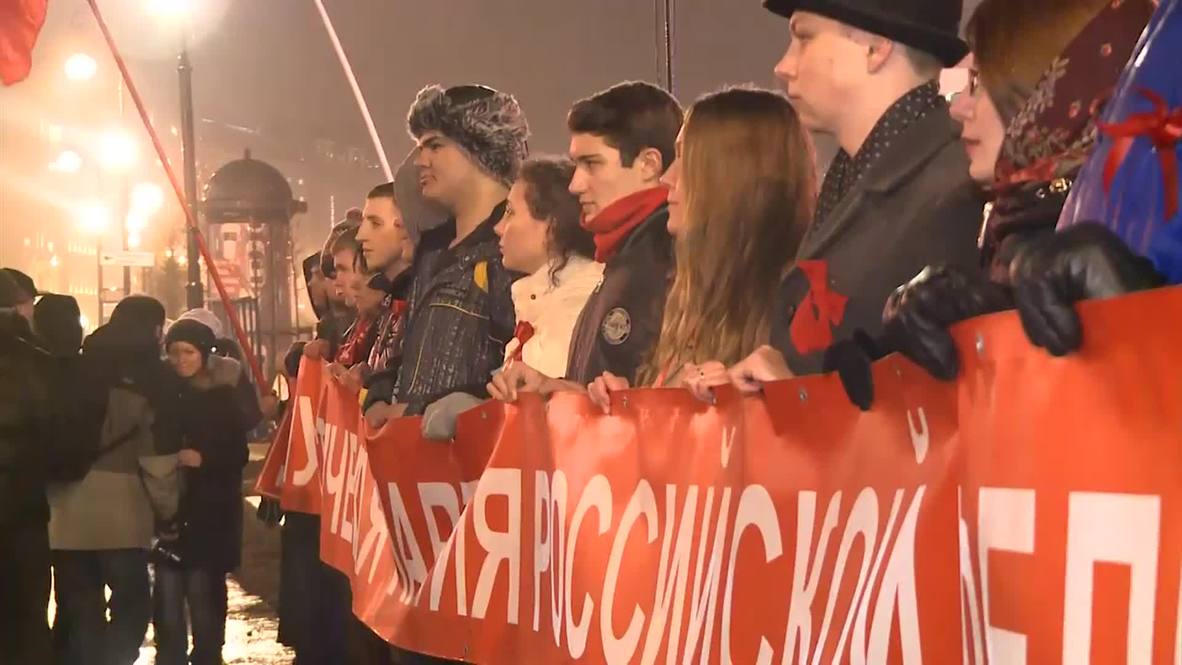 Russia: St Petersburg marks 97th anniversary of October Revolution
