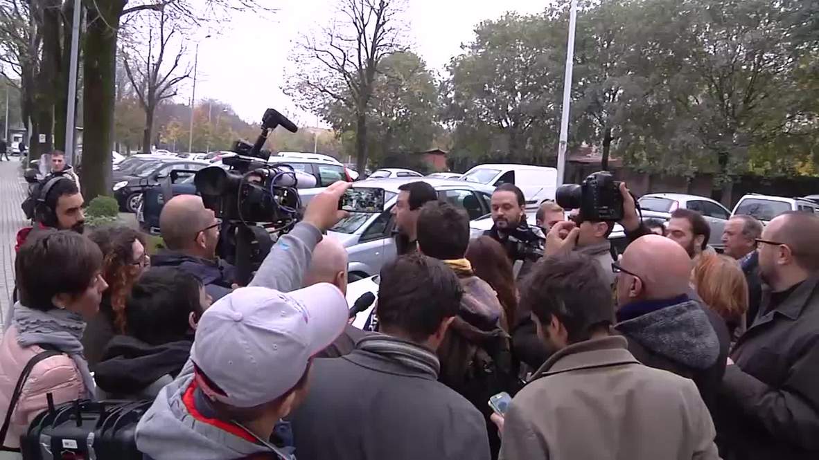 Italy: Protesters prevent Matteo Salvini from entering Roma camp