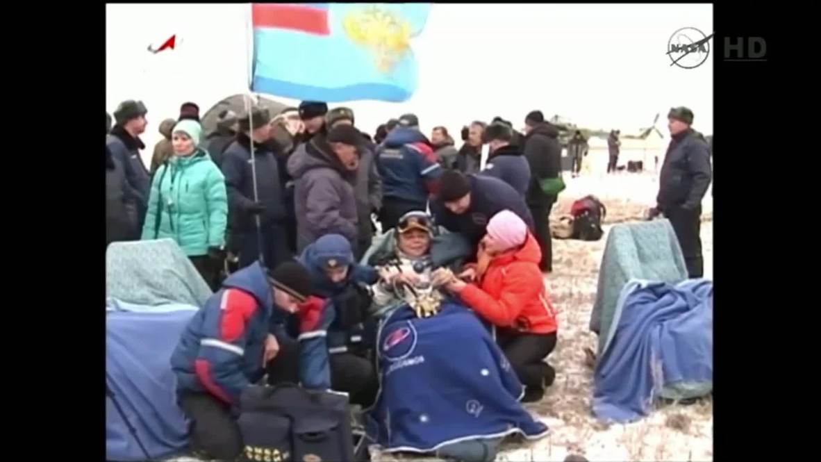 Kazakhstan: Touchdown! Expedition 41 crew hits earth after 165 days in space