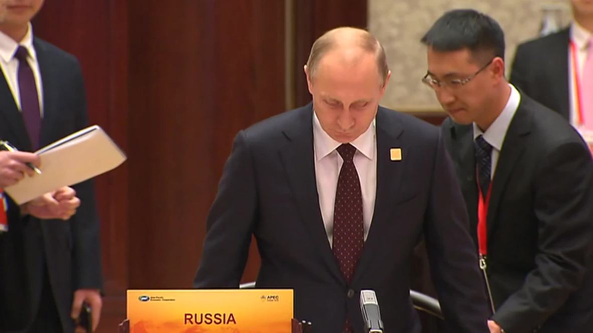 China: Putin lauds Chinese APEC efforts as "absolutely praiseworthy"