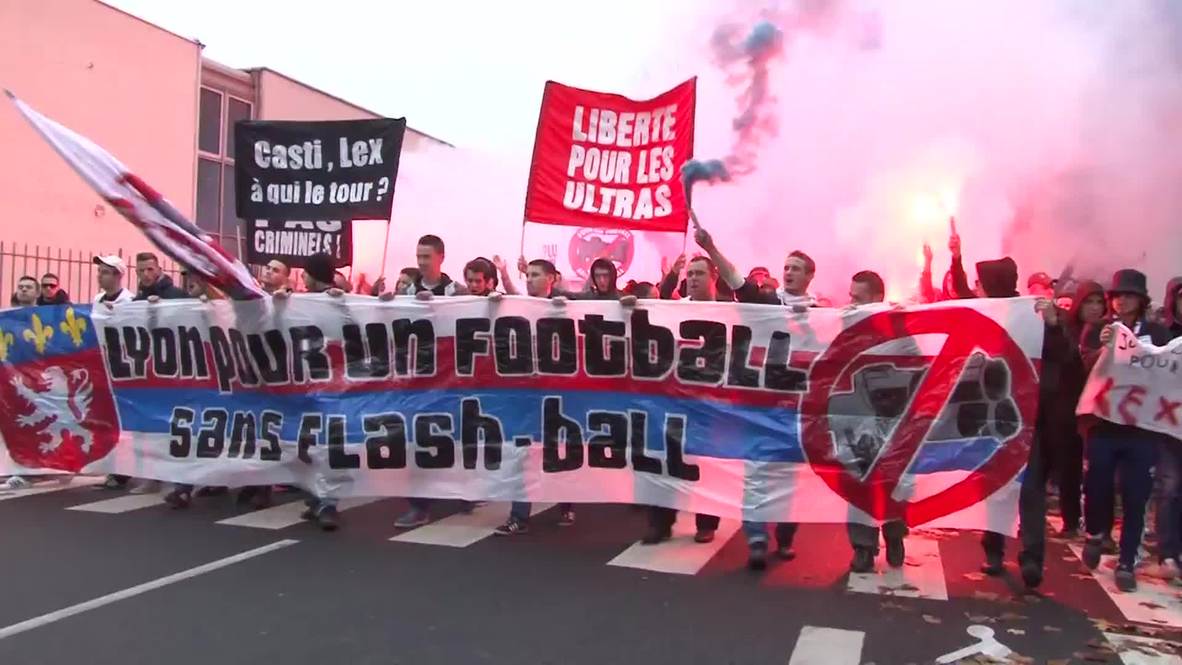 France: Thousands of football fans spark flares against use of Flash-Ball