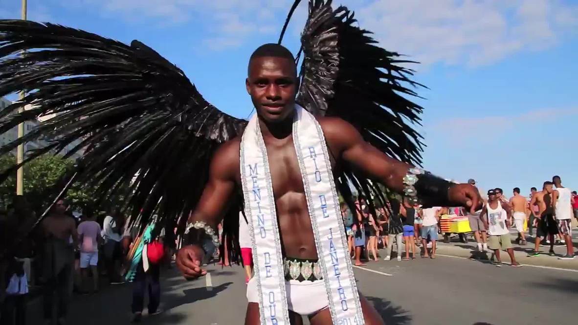 Brazil: Bare breasts and bondage sex up Copacabana's gay pride parade *EXPLICIT*