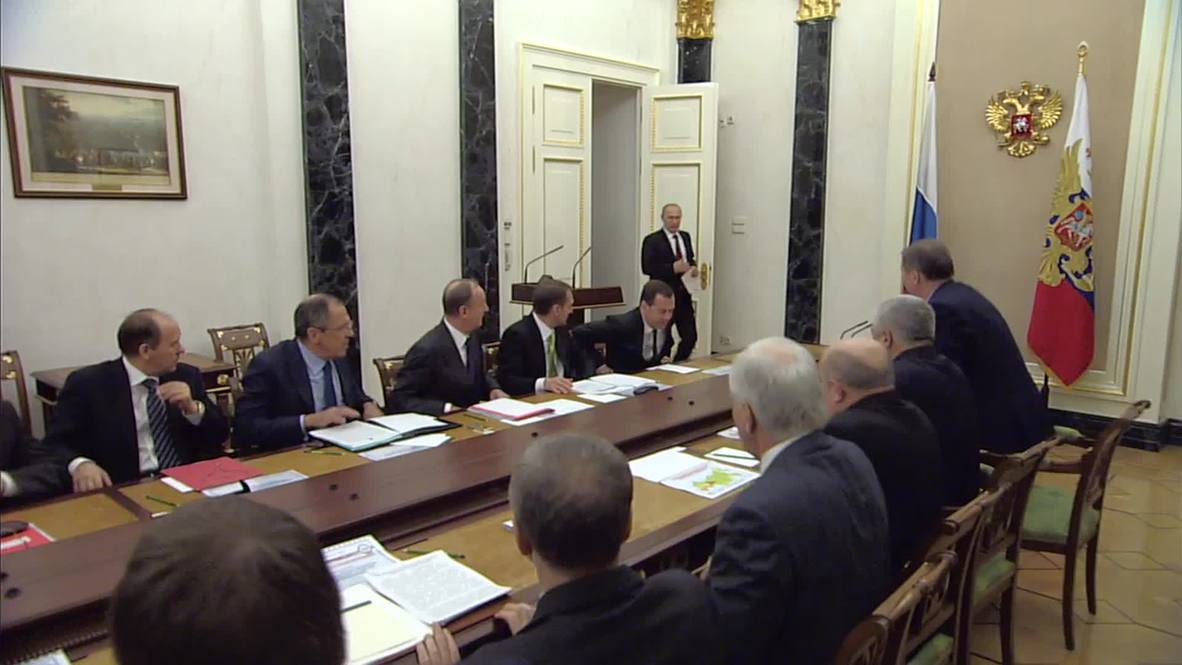 Russia: "Tragic consequences of so-called colour revolutions a lesson to Russia" - Putin