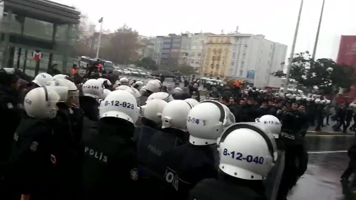 Turkey: Denied Gezi Park, Taksim demo tastes TEARGAS