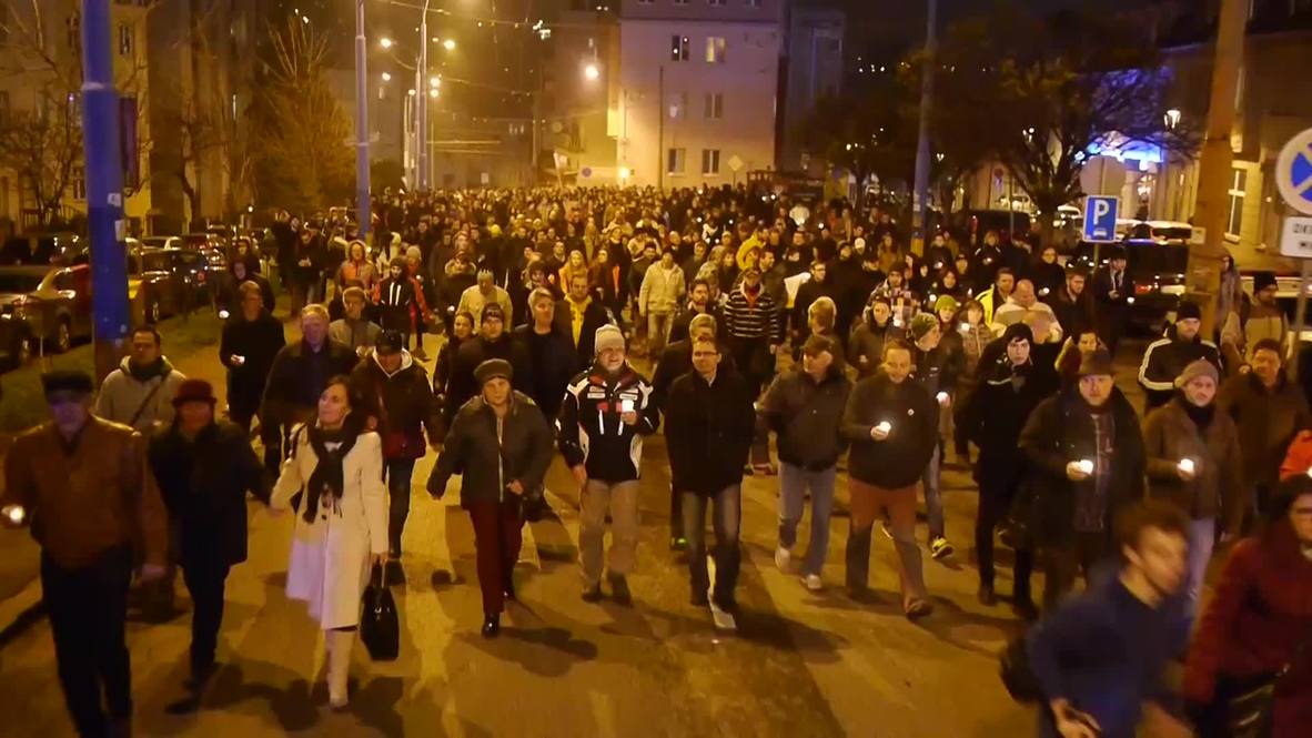 Slovakia: Thousands of anti-government protesters march in Bratislava