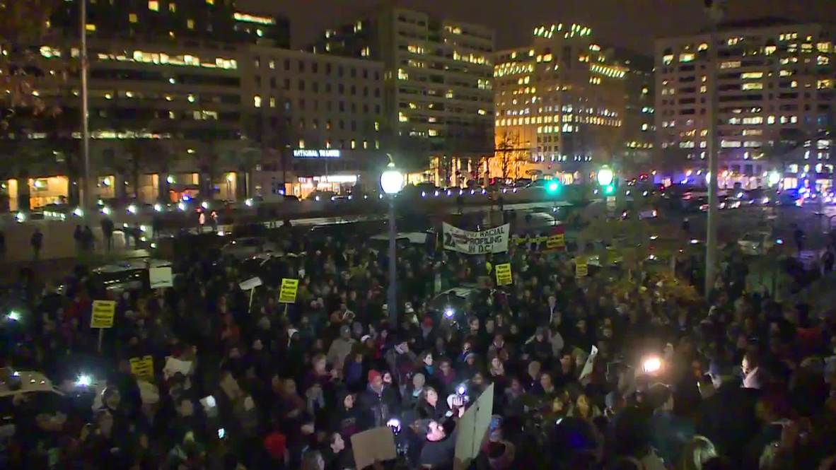 USA: Watch Eric Garner protesters try to SHUT DOWN DC
