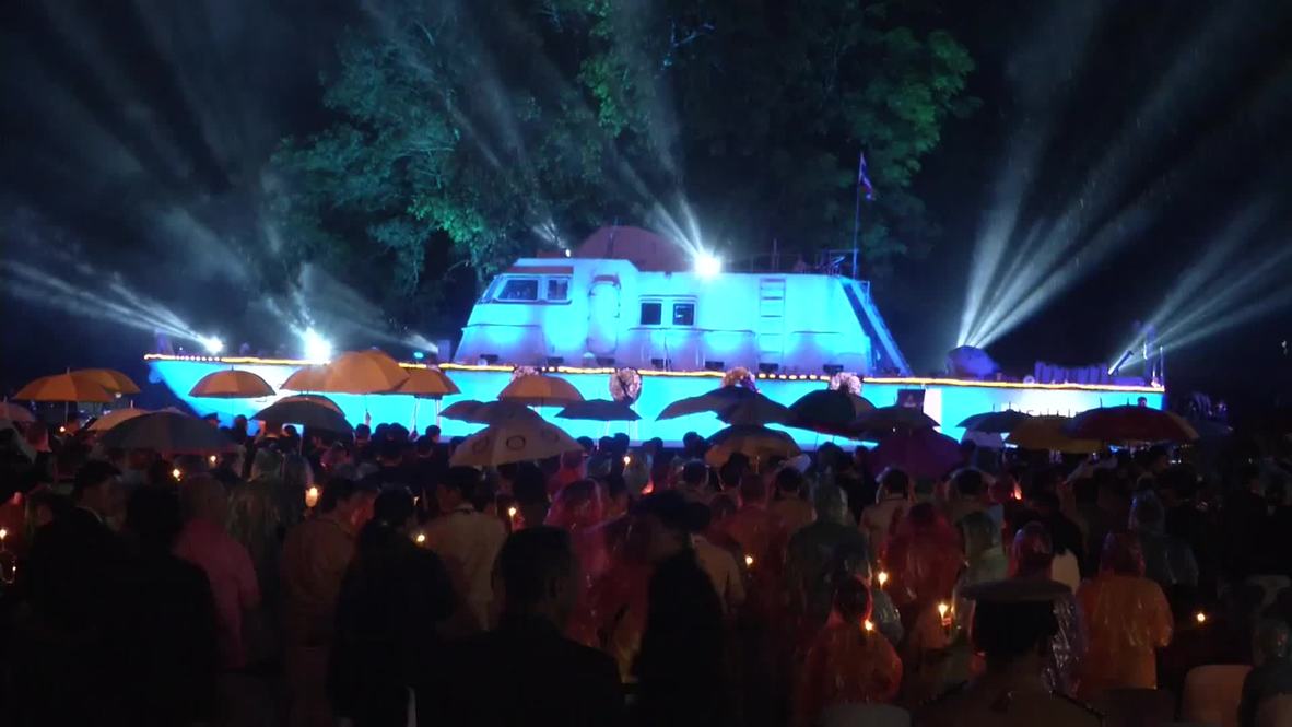 Thailand: Beached police boat symbolises grief for tsunami victims