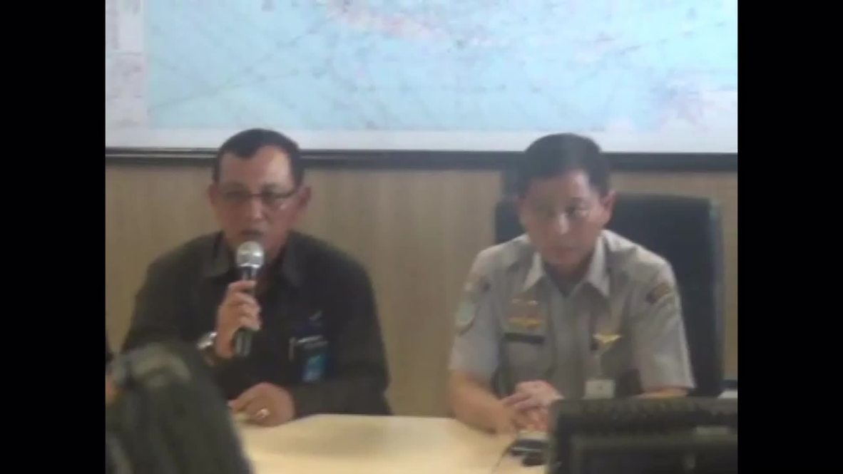 Indonesia: AirAsia flight DISAPPEARED at Tanjung Pandan island
