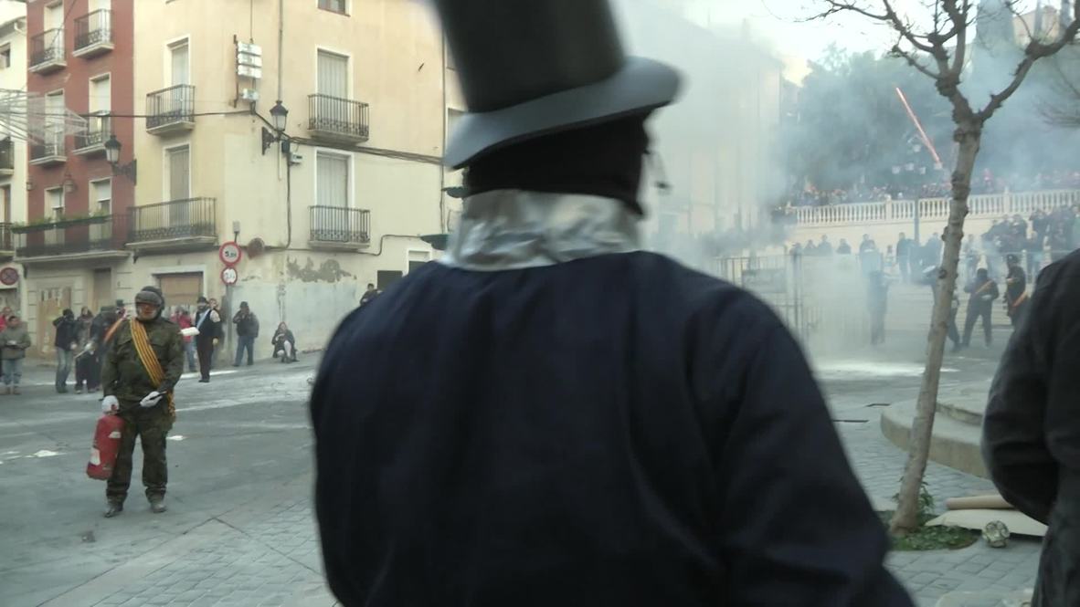 Spain: WAR with flour, eggs and fireworks! It's gotta be the Els Enfarinats Festival