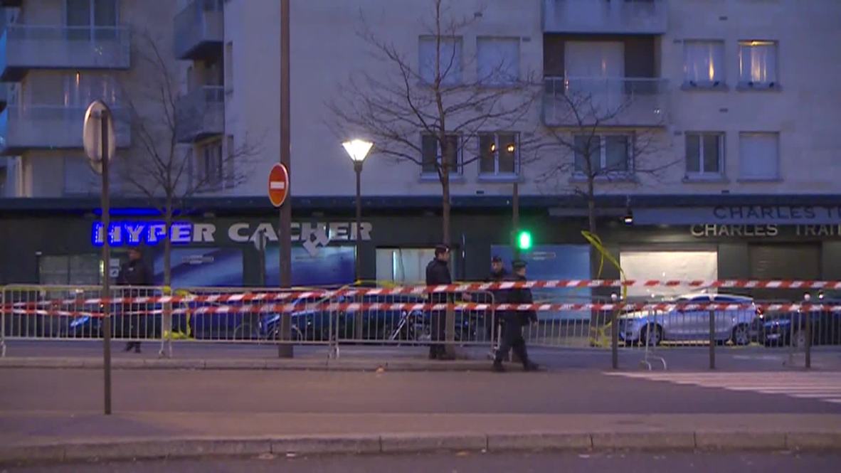 France: Heavy police presence at kosher supermarket following siege
