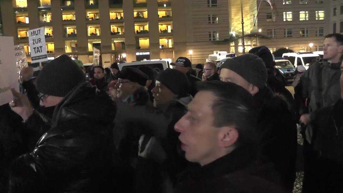Germany: "We are the people" - PEGIDA hit the streets of Berlin