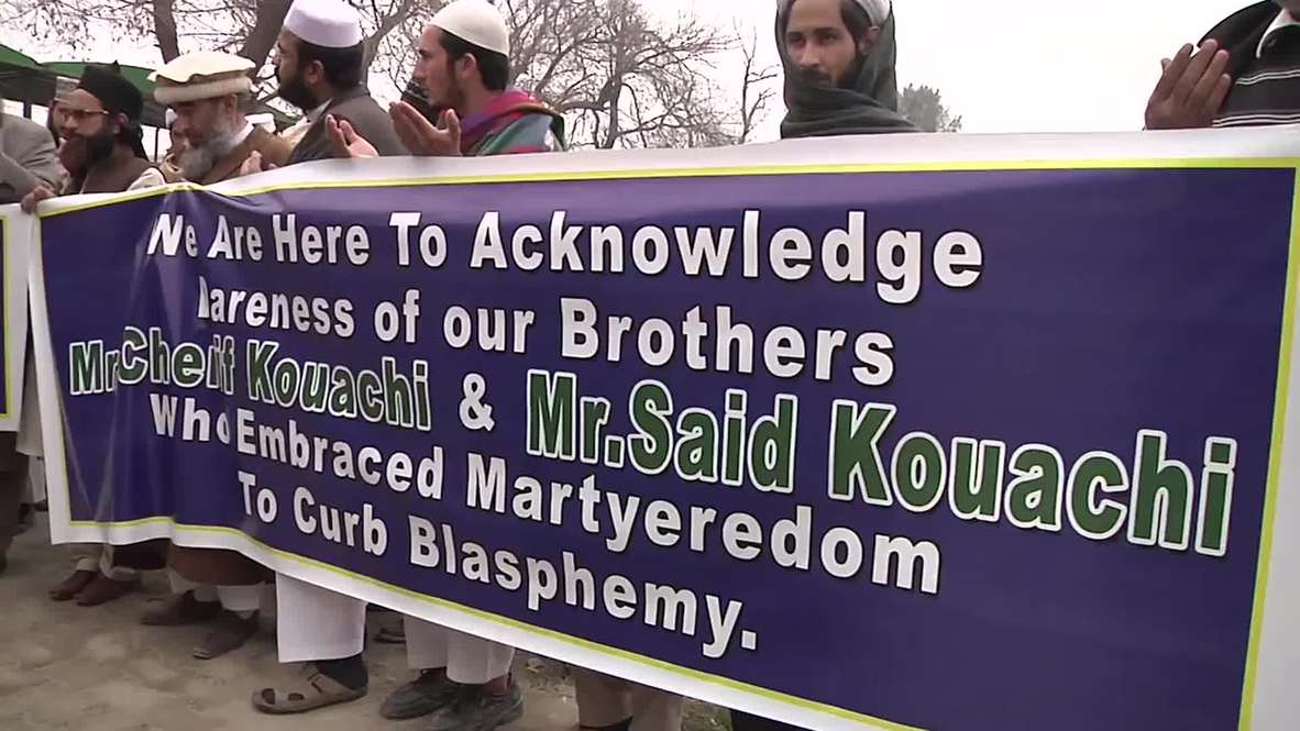 Pakistan: 'Kouachi brothers, long live!' Funeral honours Charlie Hebdo shooters