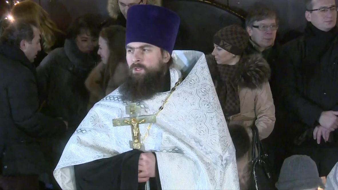 Russia: Moscow’s pious brave icy pools in Epiphany celebrations