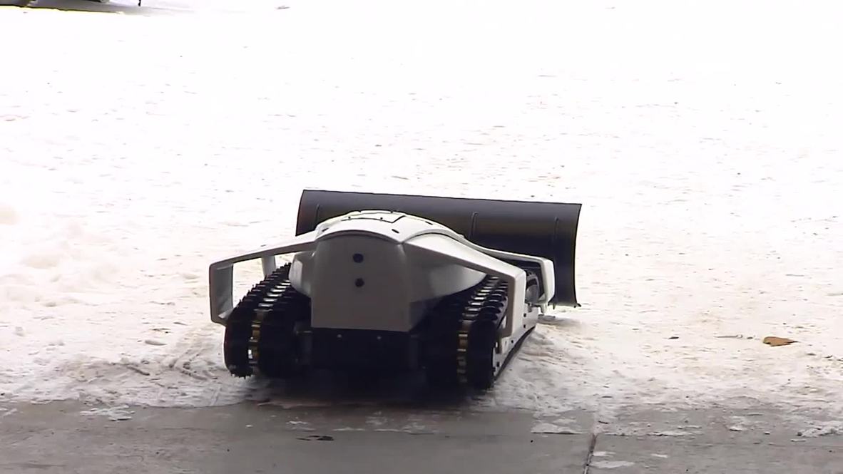 Russia: Coming soon to North Dakota? ROBOT snow plough digs in