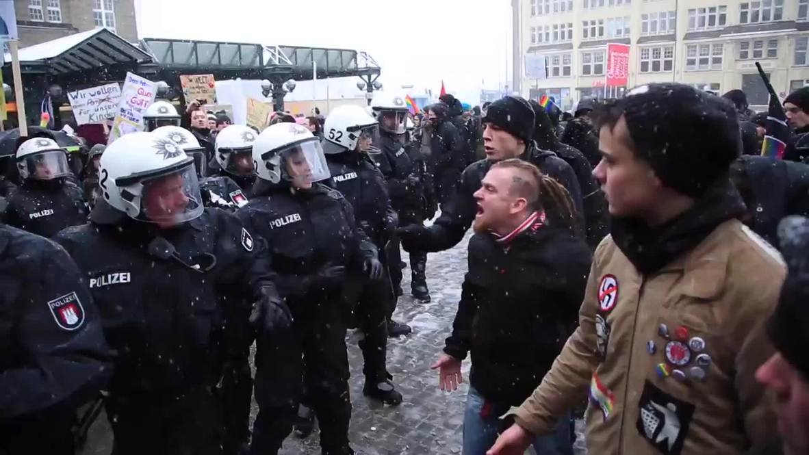 Germany: Scuffles break as Worried Parents march against 'sexualisation of schools'