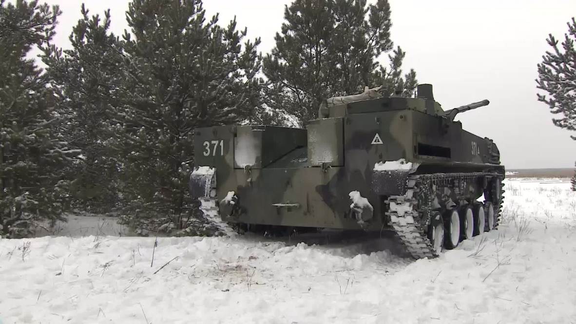 Russia: The BMD-4M put through EXTREMES by Airborne Forces