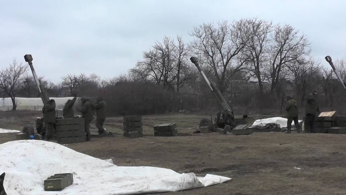 Ukraine: DPR fighters fire at army positions near Debaltsevo