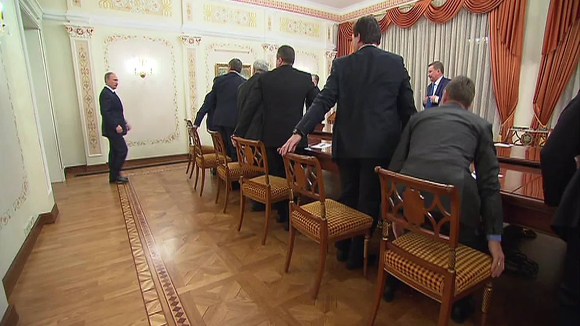 Russia: Putin pays tribute to Afghanistan veterans