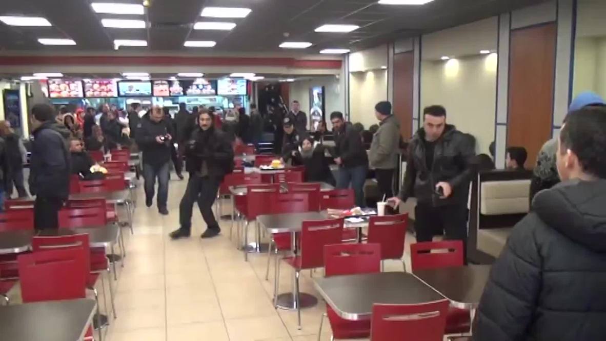Turkey: Activists arrested at Ozgecan Aslan protest in Istanbul