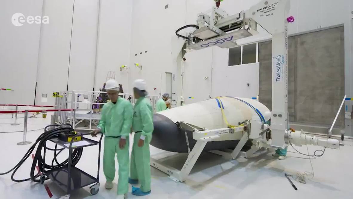 French Guiana: Watch STUNNING time-lapse of IXV blast-off