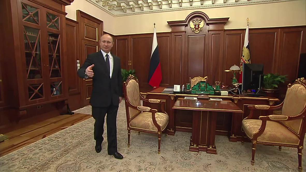 Russia: Putin meets Republic of Karelia governor to discuss economic growth