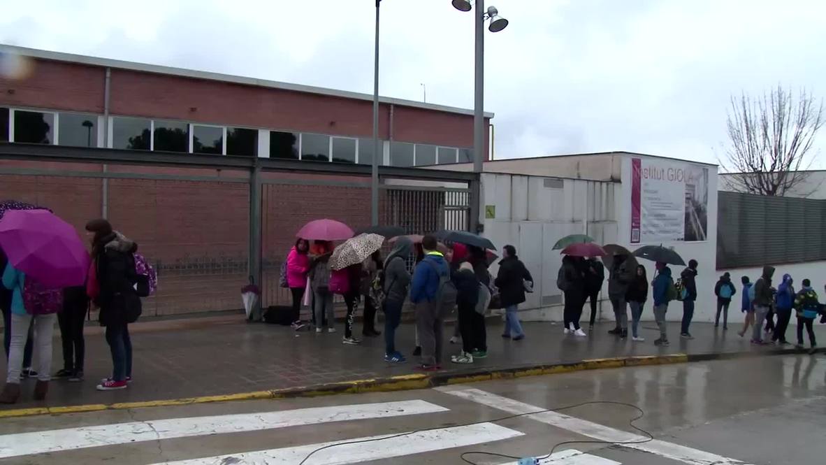 Spain: School mourns 16 German exchange students who died in A320 crash