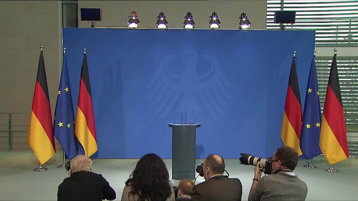 Germany: Merkel declares Germanwings co-pilot news "horrible burden" for relatives of victims