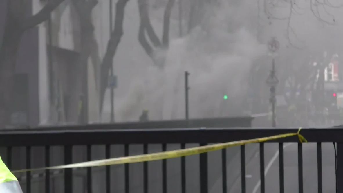 UK: Thousands evacuated in Central London fire