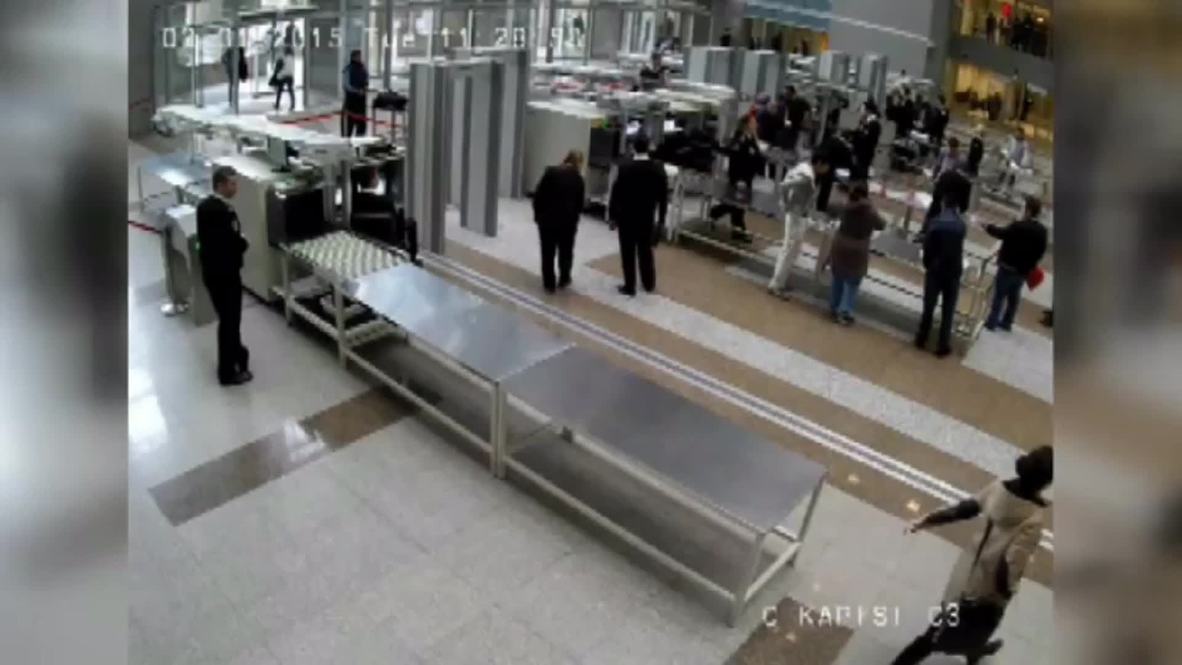 Turkey: See suspects moments before they take prosecutor hostage