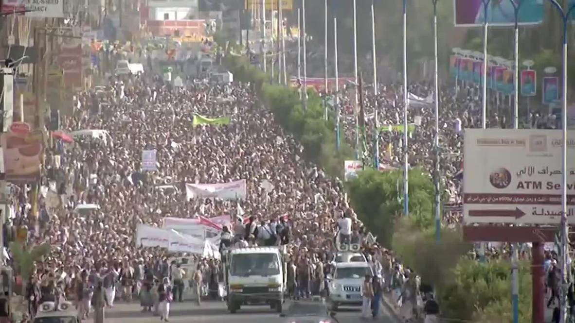 Yemen: Yemenis march in force to condemn Saudi-led airstrikes