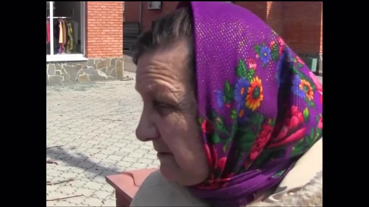 Ukraine: Russian journalist severely injured by booby trap *GRAPHIC*