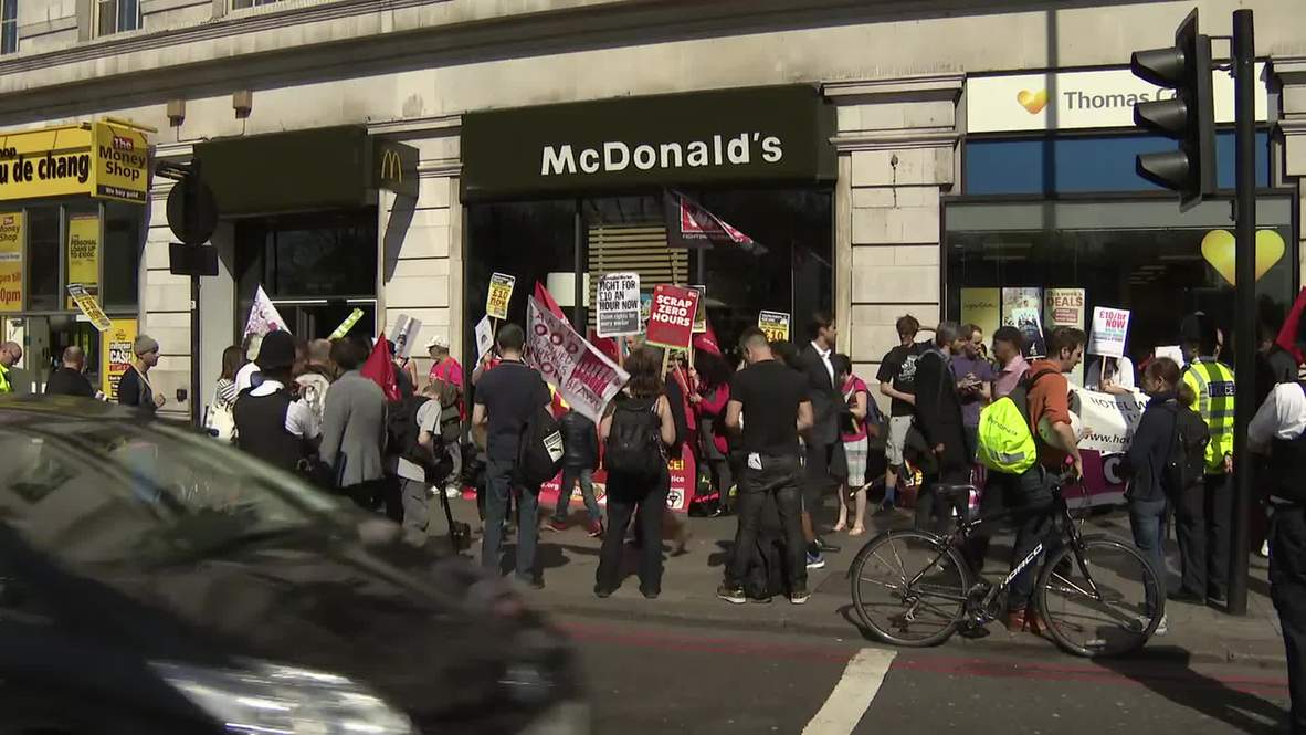 UK: McDonald's workers protest for higher pay in London