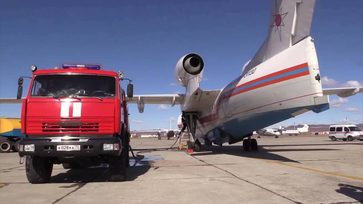Russia: EMERCOM use BE-200 planes to battle Siberian wildfires