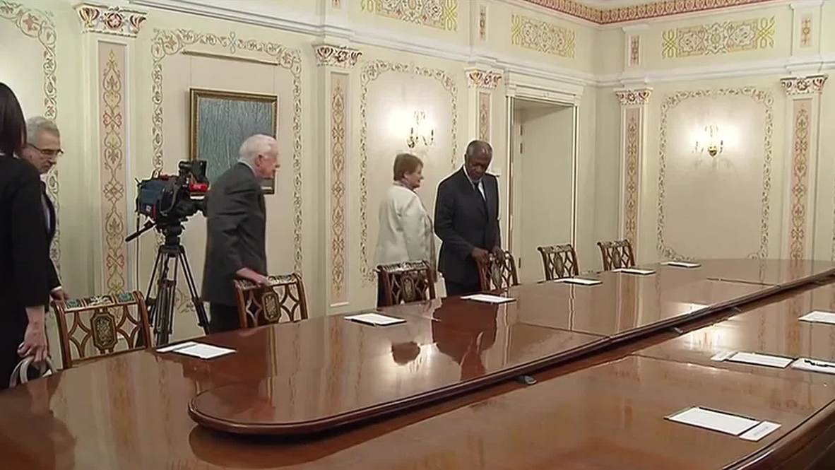 Russia: Putin meets 'the elders,' regrets their departure from frontline politics