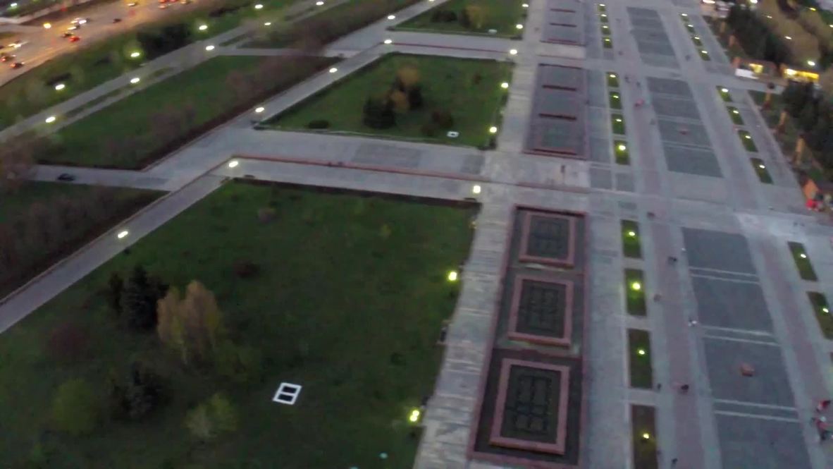 Russia: Drone shows spectacular fountains light up Moscow's Victory Park