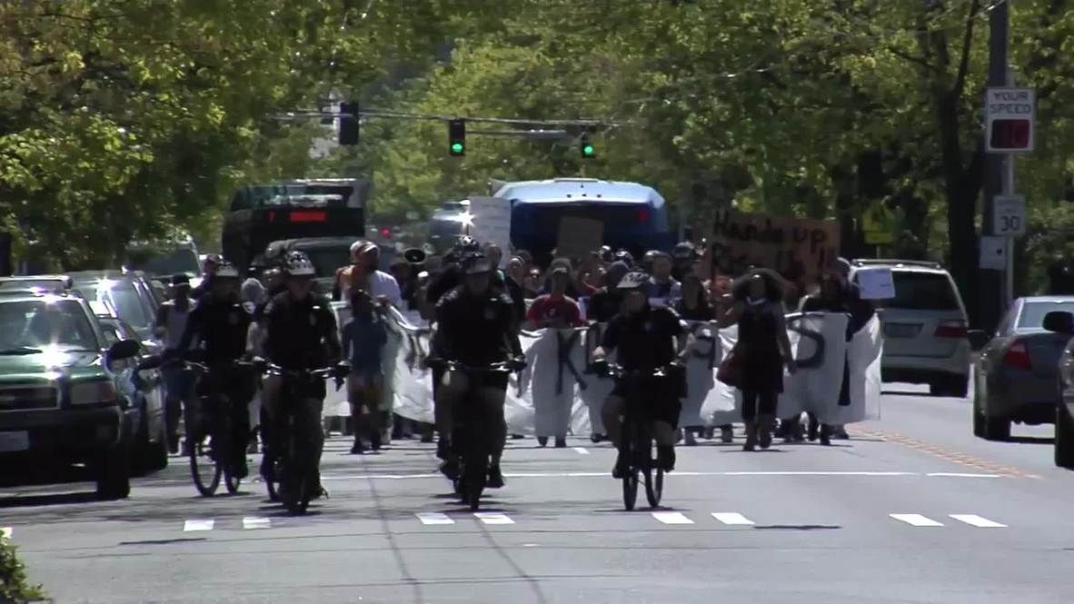 USA: Freddie Gray protests spread to Seattle