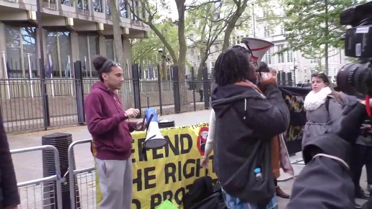 UK: Londoners rally outside US embassy in solidarity with Baltimore protesters