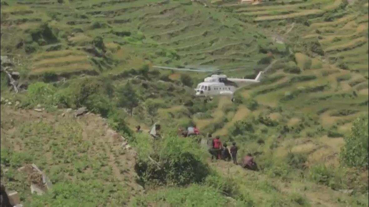Nepal: WFP delivers relief packages to earthquake-ravaged Kerauja village