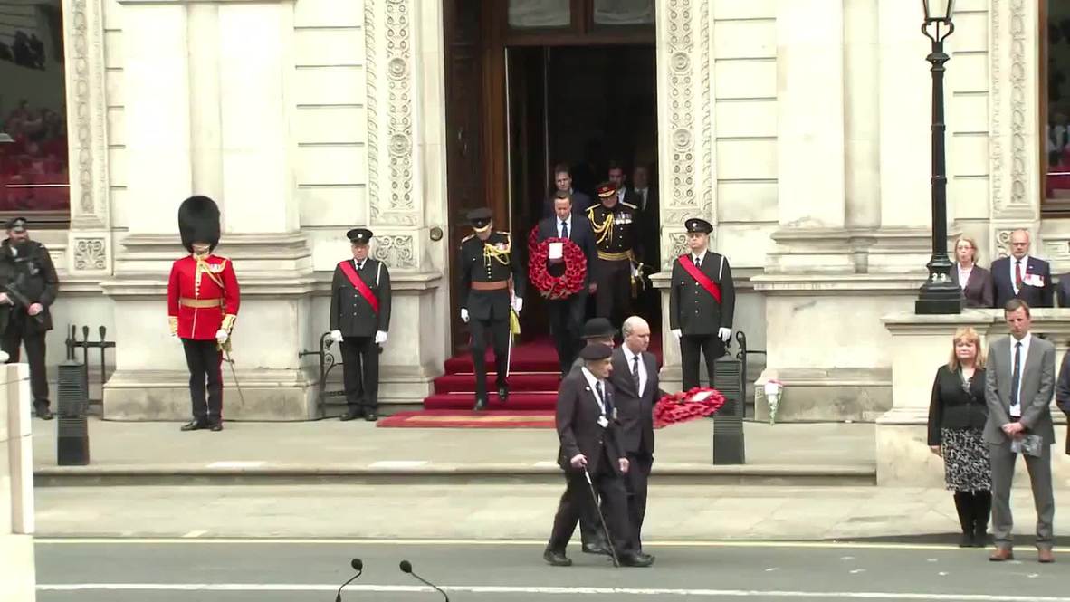 UK: Cameron leads Cenotaph commemoration for WWII remembrance