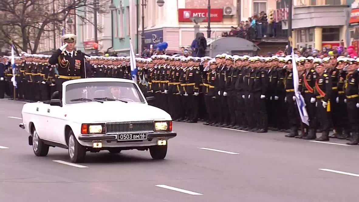 Russia: Vladivostok's Victory Day celebrations open with military parade