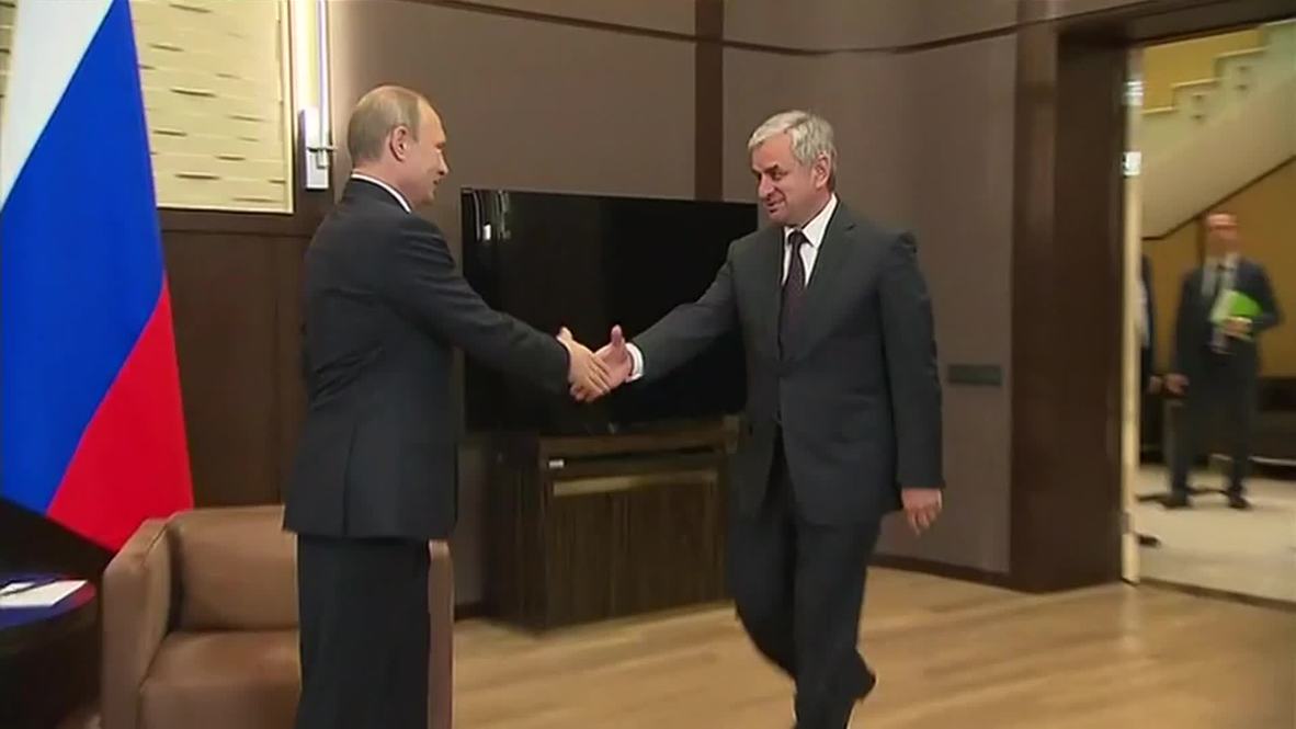 Russia: Putin discusses defence partnership with Abkhazian President Khajimba