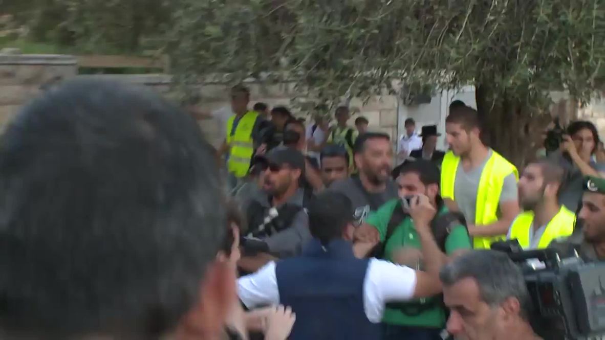 Israel/Palestine: Scuffles break out at Damascus Gate, at least two arrested