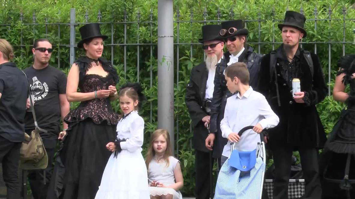 Germany: THOUSANDS of black-clad clubbers descend on Leipzig for gothic festivities