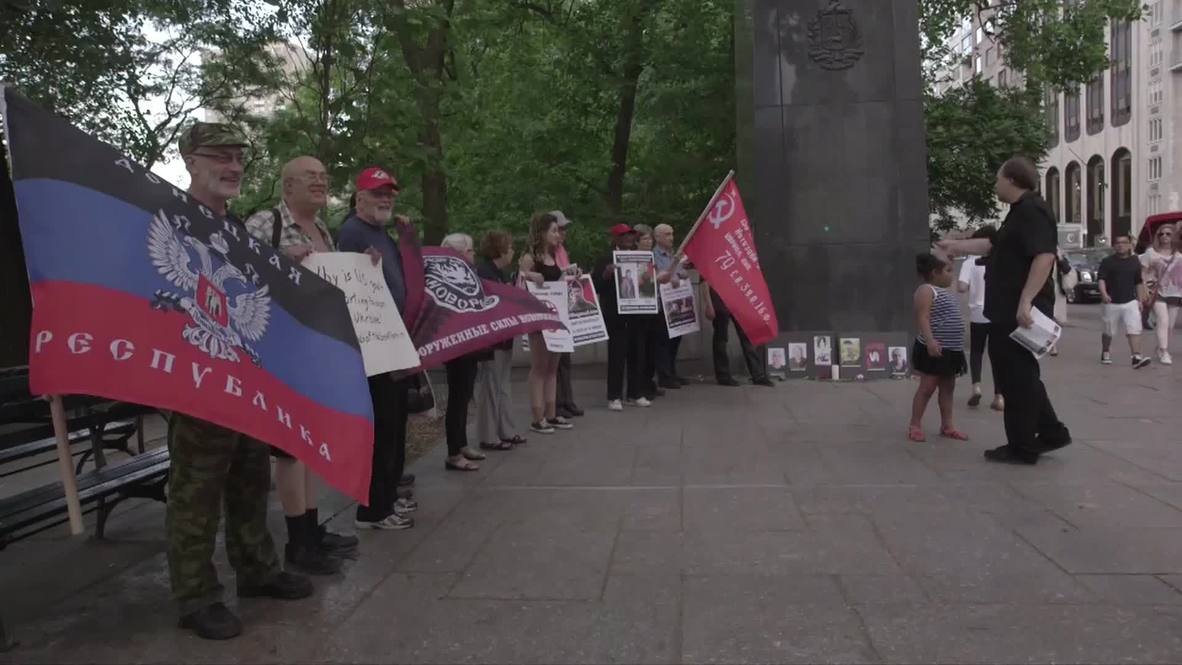 USA: Protesters rally in NY to condemn US support of Ukrainian 'neo-nazis'